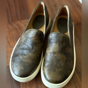 Söfft Slip On Camo Shoes